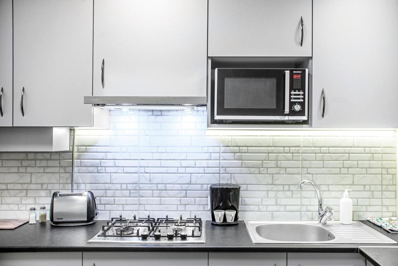 Joy Box Apartments リヴィウ エクステリア 写真