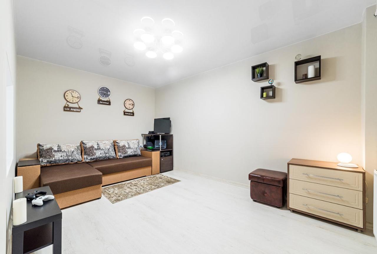 Joy Box Apartments リヴィウ エクステリア 写真