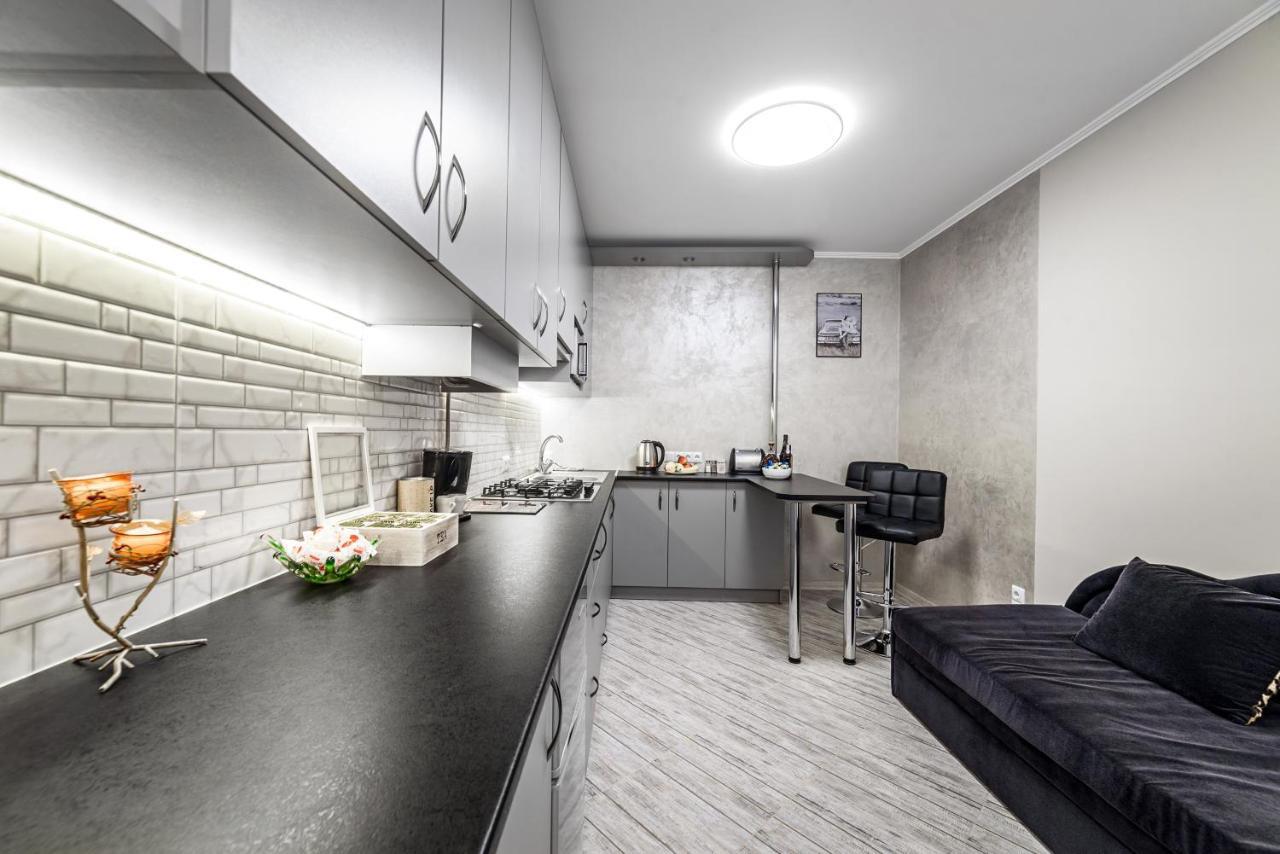 Joy Box Apartments リヴィウ エクステリア 写真