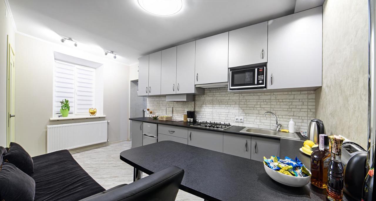 Joy Box Apartments リヴィウ エクステリア 写真